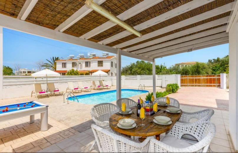 Sea Breeze Villas 阿尔加卡 外观 照片